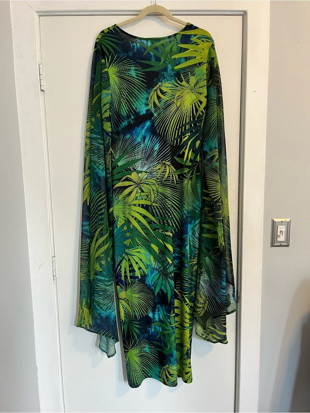 VENUS exaggerated bell sleeve Green Blue Tropical palm Leaf Maxi Dress J.Lo slit - Picture 5 of 7